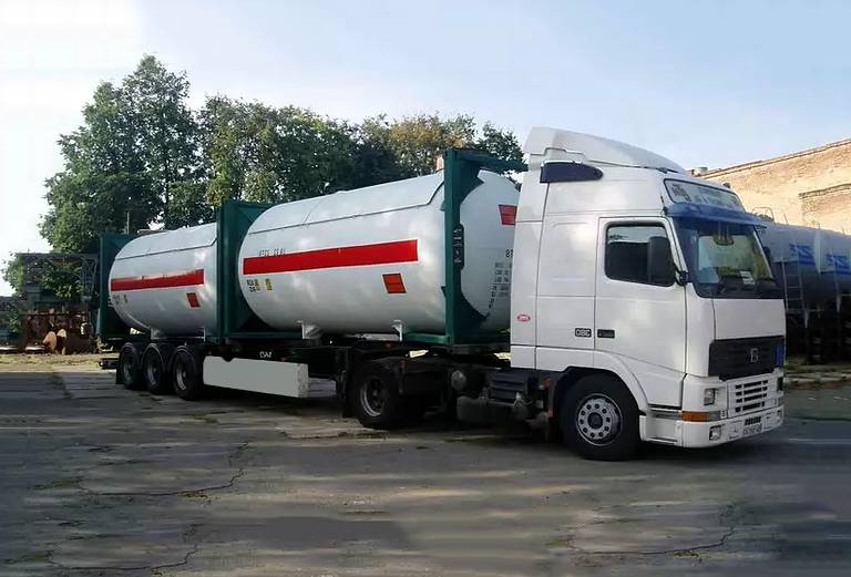Грузовые перевозки до 2 тонн Тента задней загрузки на газели из Краснодар в Москва
